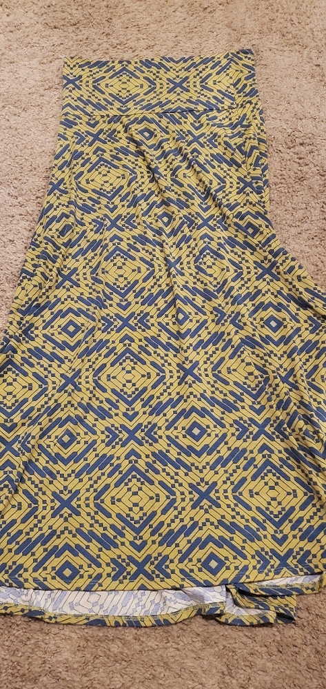 Lularoe maxi skirt. Green and blue color